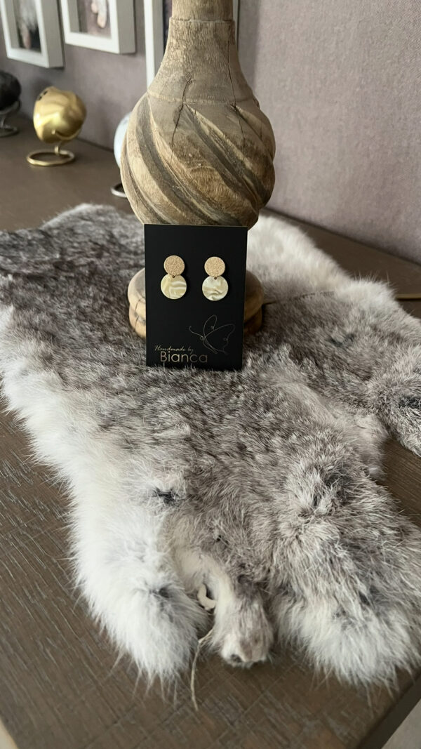 Shades of White- Gold