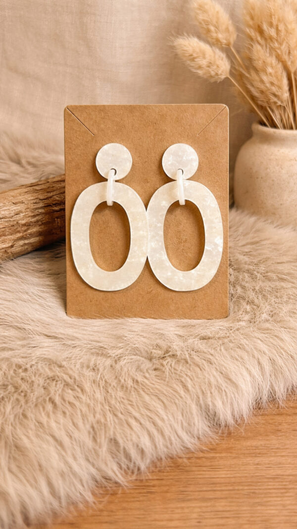 Oorbellen Pearl – statement oorbellen