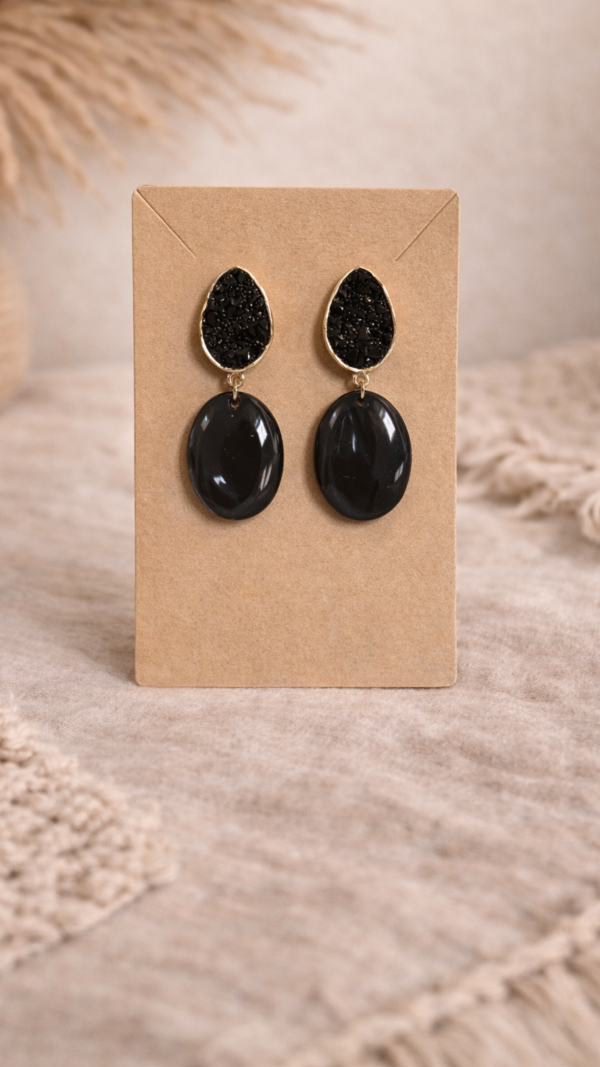 Oorbellen Black Stone – statement oorbellen