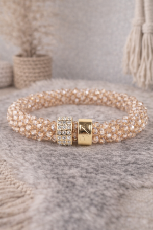 3DB78F86-5897-404A-B9E4-D38FBE664705