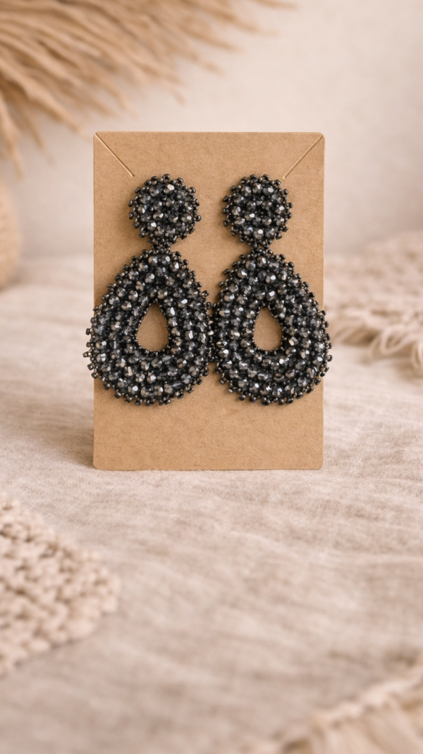 Oorbellen Midnight Drop – statement oorbellen