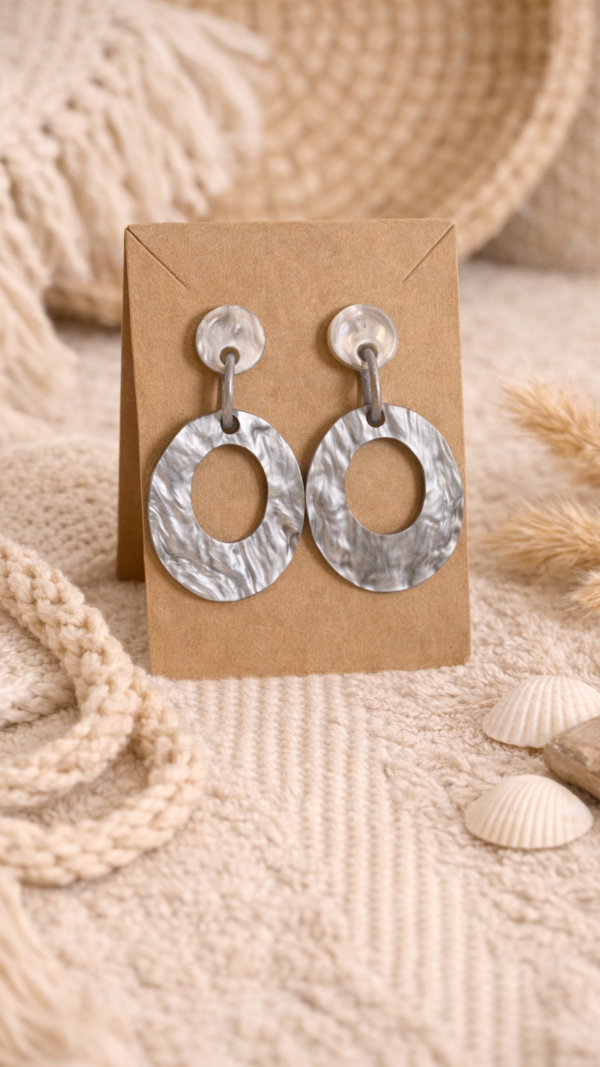 Grijze marmerlook statement oorbellen