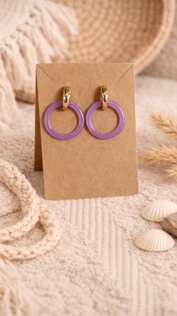 Lila ronde oorbellen met goud