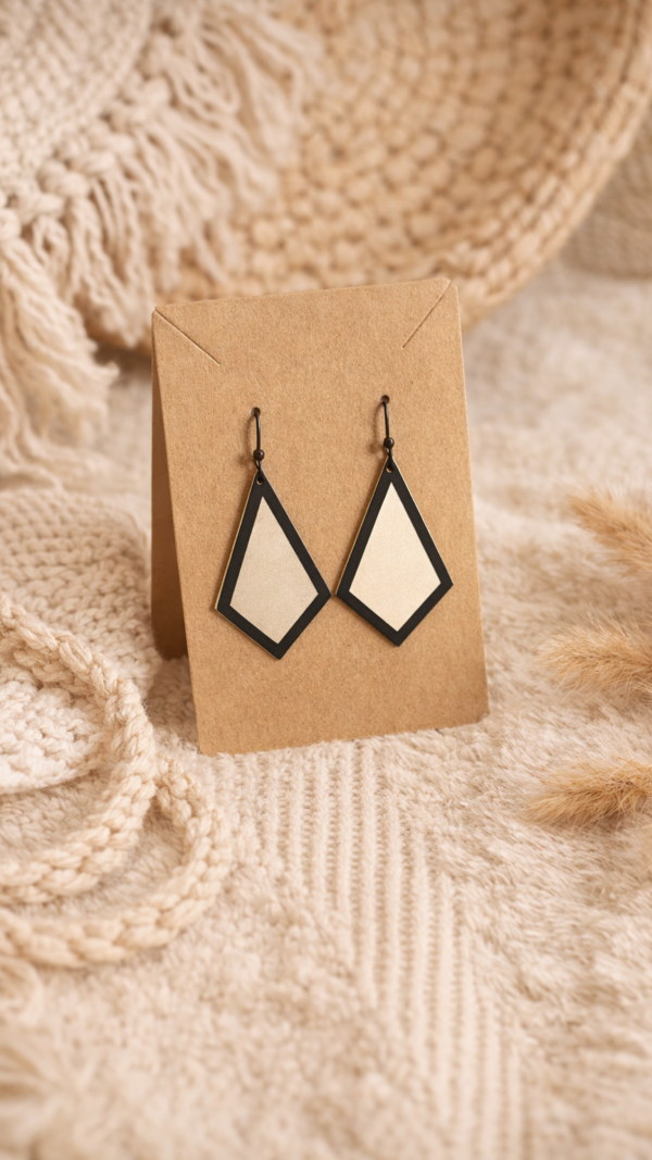 Goud-zwarte geometrische oorringen