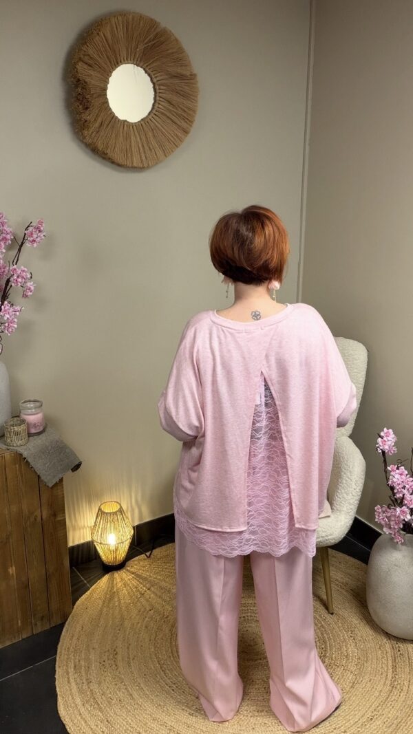 Curvy Lace Detail Longsleeve – Roze