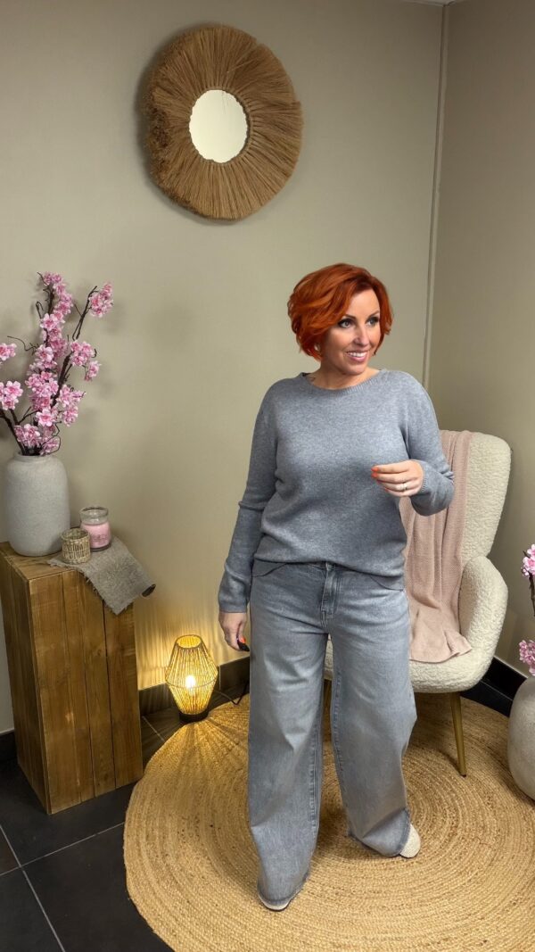 Basic Sweater Terra di Siena – Zachte Dames Sweater Grijs